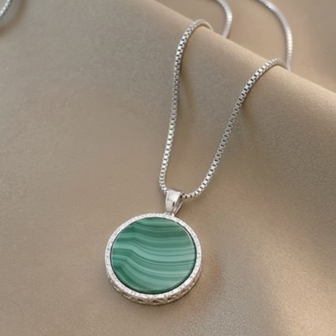 Malachite Healing Energy Pendant